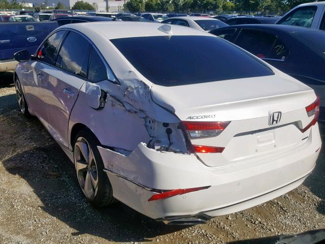 1HGCV1F91JA062935 - 2018 HONDA ACCORD TOU WHITE photo 3