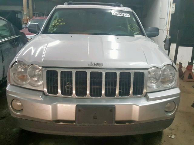 1J4HR58N65C613486 - 2005 JEEP GRAND CHER SILVER photo 10