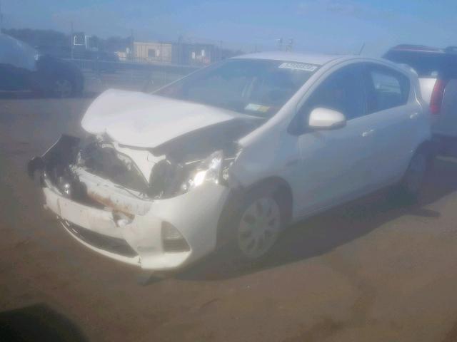 JTDKDTB3XC1501837 - 2012 TOYOTA PRIUS C WHITE photo 2