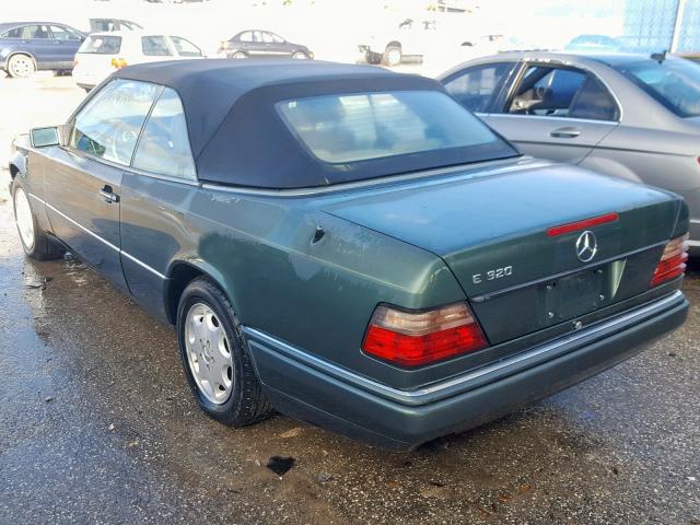 WDBEA66E0SC232588 - 1995 MERCEDES-BENZ E 320 GREEN photo 3