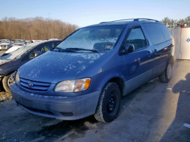 4T3ZF19C62U501658 - 2002 TOYOTA SIENNA CE BLUE photo 2