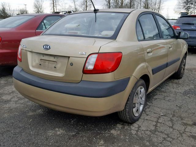 KNADE223096527095 - 2009 KIA RIO BASE GOLD photo 4