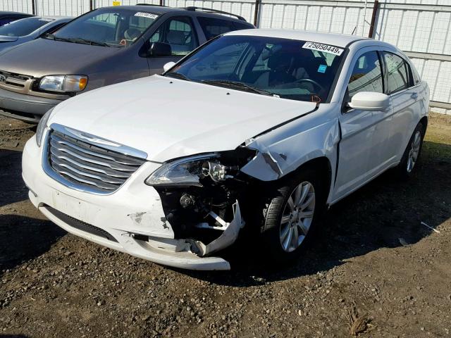 1C3CCBBB9DN695218 - 2013 CHRYSLER 200 TOURIN WHITE photo 2