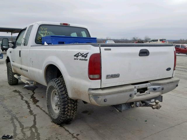 1FTSX31F0YEE39657 - 2000 FORD F350 SRW S WHITE photo 3