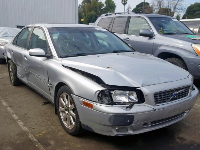 YV1TS592451394929 - 2005 VOLVO S80 2.5T SILVER photo 1