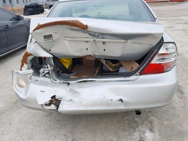 4T1BE32K14U804036 - 2004 TOYOTA CAMRY LE SILVER photo 9
