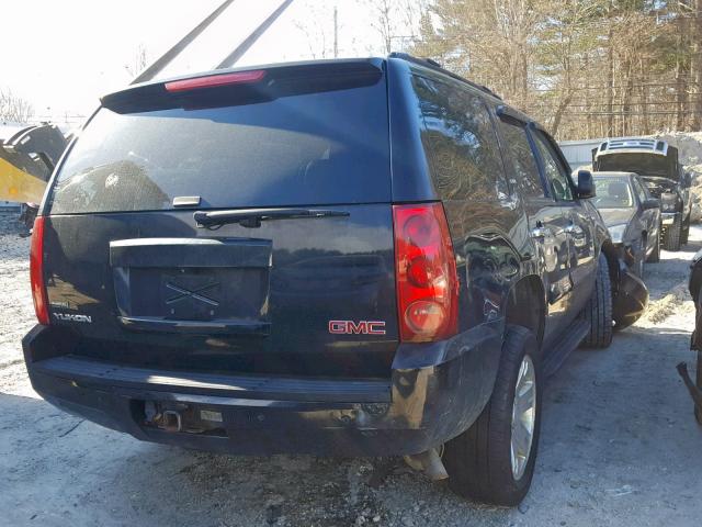 1GKFK13067R325137 - 2007 GMC YUKON BLACK photo 4