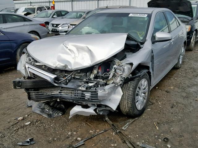 4T4BF1FK0ER385910 - 2014 TOYOTA CAMRY L SILVER photo 2