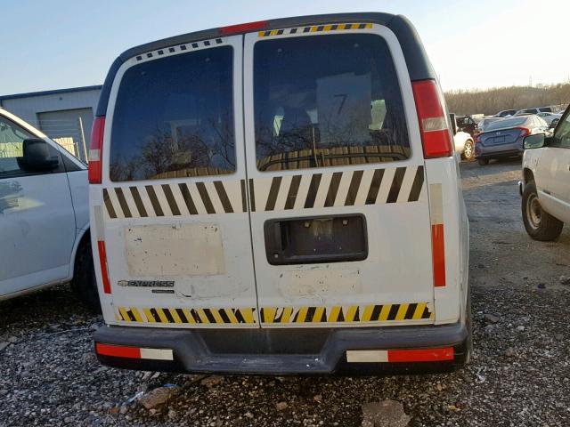 1GNSHBF4XB1171477 - 2011 CHEVROLET EXPRESS G1 WHITE photo 6