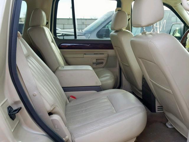 5LMEU68H64ZJ47327 - 2004 LINCOLN AVIATOR 金色 照片 6