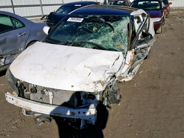 JTKJF5C77C3027751 - 2012 TOYOTA SCION TC 白色 照片 9