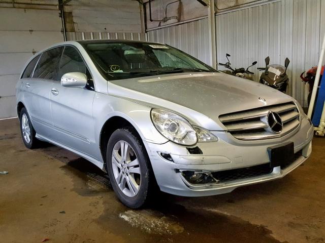 4JGCB75E16A010989 - 2006 MERCEDES-BENZ R 500 SILVER photo 1