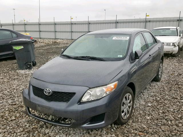 2T1BU4EE0AC425881 - 2010 TOYOTA COROLLA BA GRAY photo 2