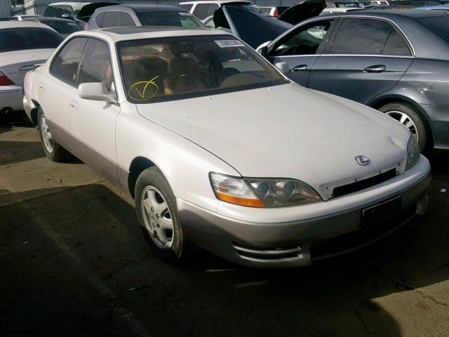 JT8GK13T4S0097919 - 1995 LEXUS ES 300 WHITE photo 1