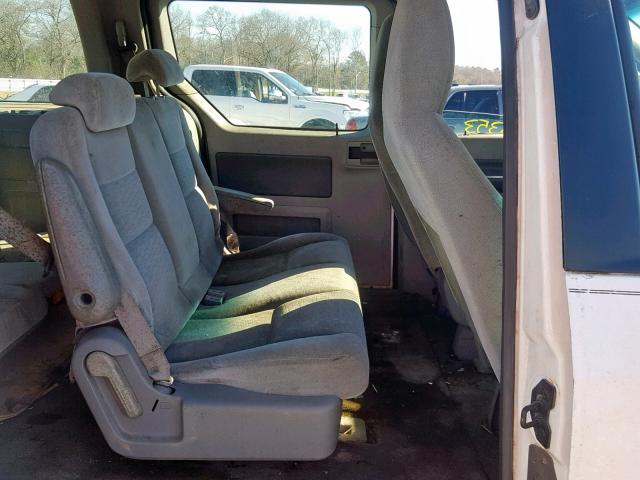 2FMZA50684BB02068 - 2004 FORD FREESTAR S WHITE photo 6