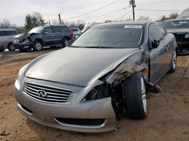 JNKCV64F69M654490 - 2009 INFINITI G37 SILVER photo 2