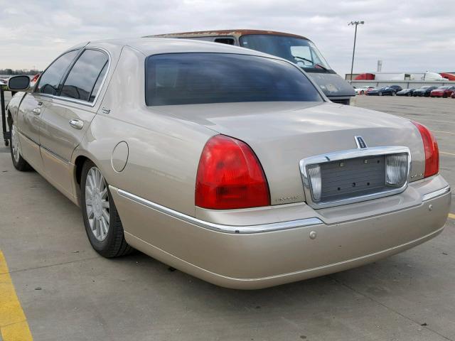 1LNHM82WX5Y651048 - 2005 LINCOLN TOWN CAR S TAN photo 3