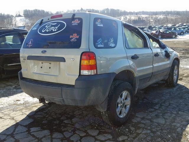 1FMCU93135KD29020 - 2005 FORD ESCAPE XLT BEIGE photo 4