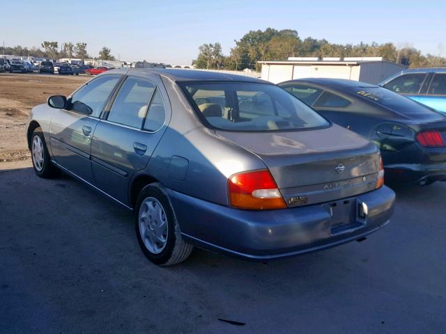 1N4DL01D2XC240420 - 1999 NISSAN ALTIMA XE BLUE photo 3