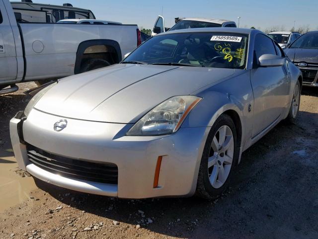 JN1AZ34EX5M650913 - 2005 NISSAN 350Z COUPE SILVER photo 2