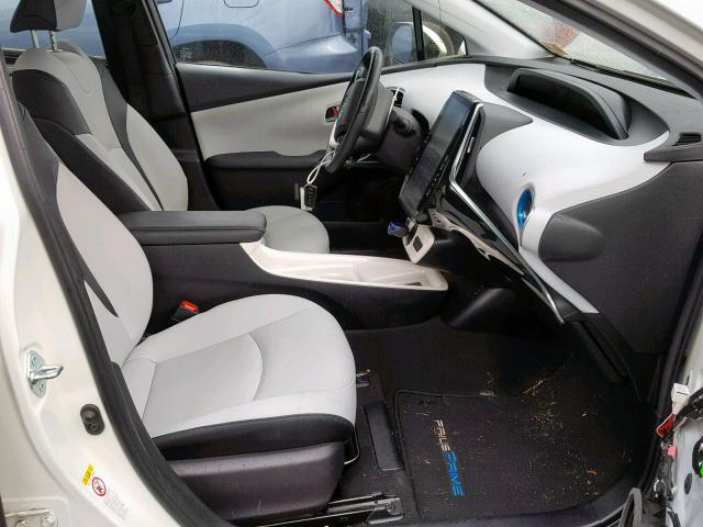 JTDKARFP3H3003919 - 2017 TOYOTA PRIUS PRIM თეთრი ფოტო 5