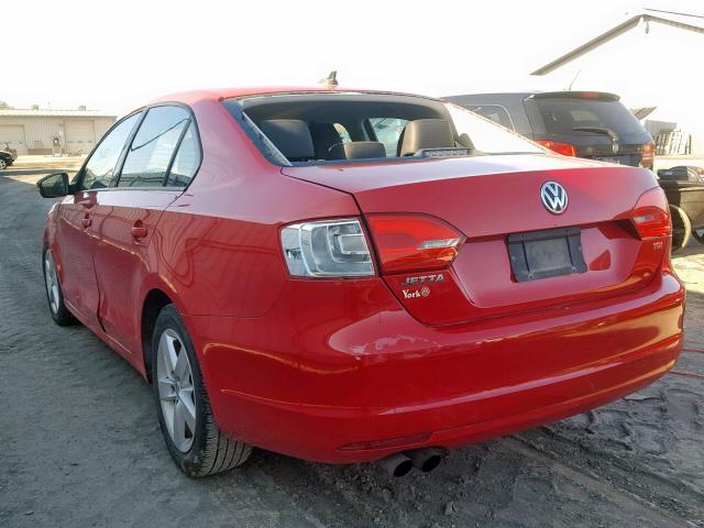 3VWLL7AJ9BM078956 - 2011 VOLKSWAGEN JETTA TDI RED photo 3