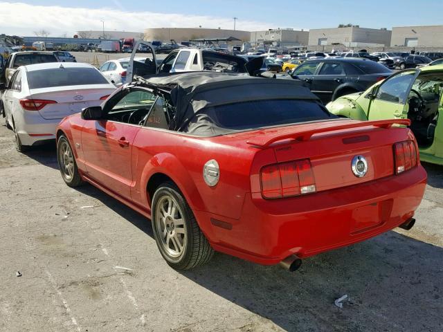 1ZVHT85H365197326 - 2006 FORD MUSTANG GT RED photo 3