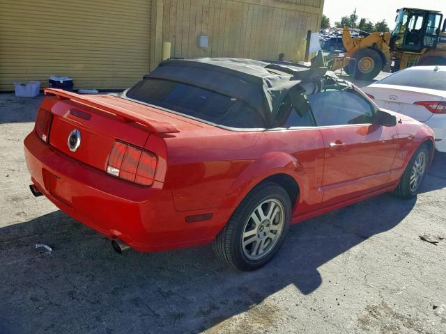 1ZVHT85H365197326 - 2006 FORD MUSTANG GT RED photo 4