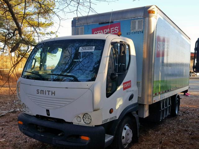 4S9BE6A38AK197274 - 2010 SMITH ELECTRIC D100 SC WHITE photo 2