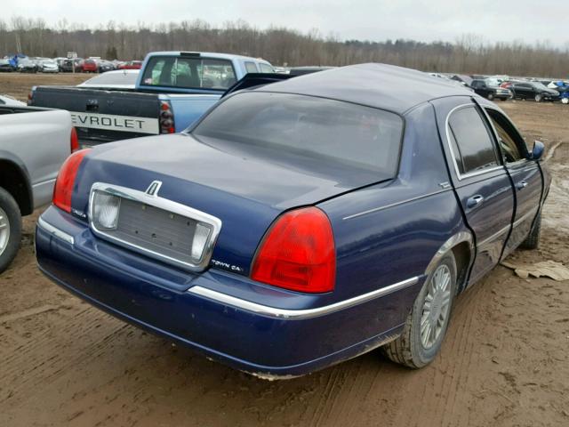 2LNHM82V29X614203 - 2009 LINCOLN TOWN CAR S BLUE photo 4