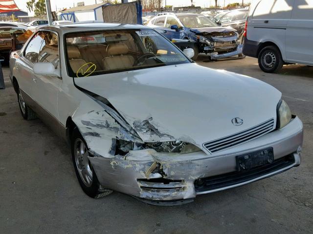 JT8VK13T4P0189207 - 1993 LEXUS ES 300 WHITE photo 1