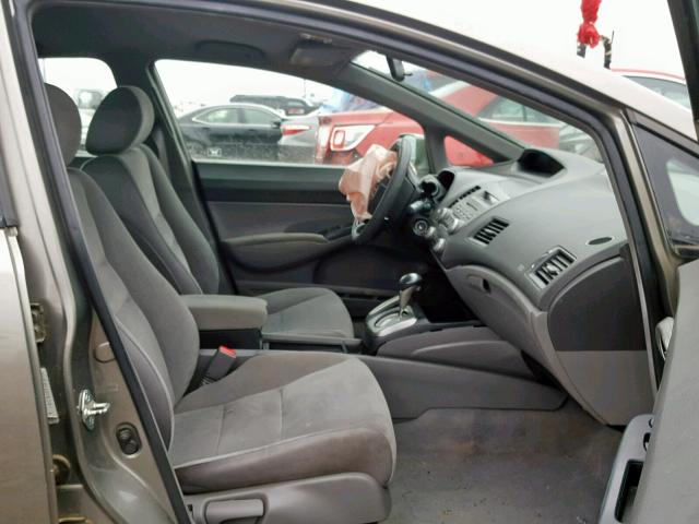 1HGFA16536L141928 - 2006 HONDA CIVIC LX GRAY photo 5