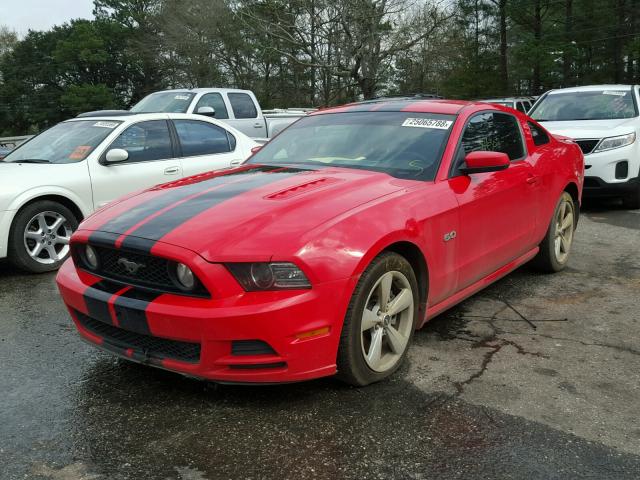 1ZVBP8CF6D5276529 - 2013 FORD MUSTANG GT RED photo 2