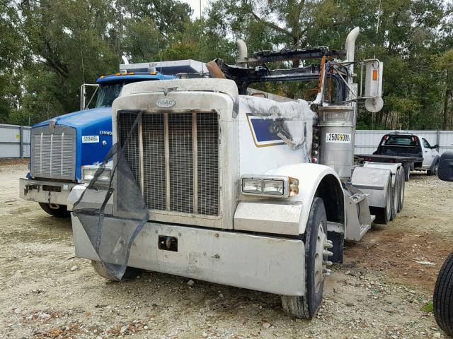 1XP5PBEX13D802023 - 2003 PETERBILT 379 WHITE photo 2