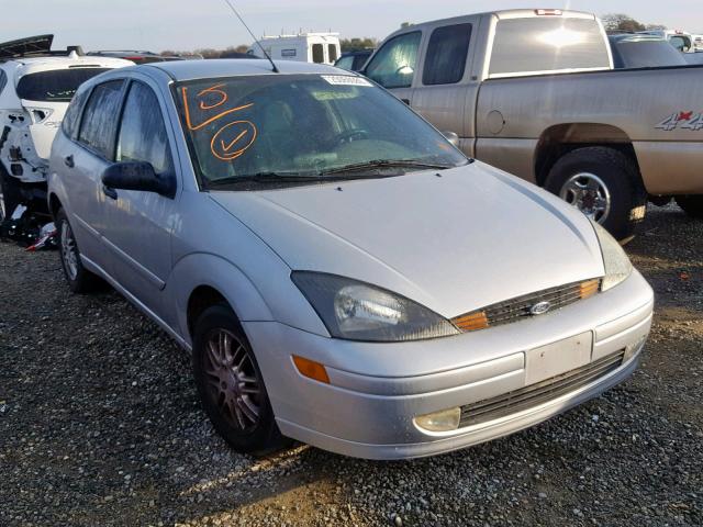 3FAFP37Z03R185916 - 2003 FORD FOCUS ZX5 SILVER photo 1