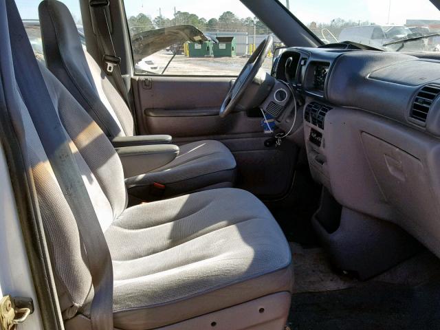 2B4GH2534SR142489 - 1995 DODGE CARAVAN WHITE photo 5