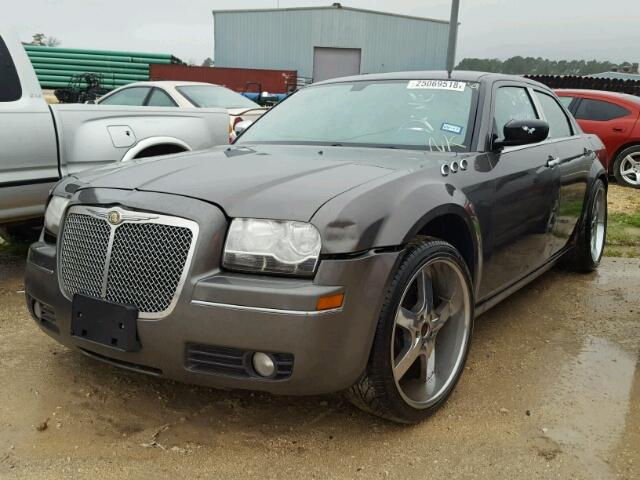 2C3CA4CD5AH101570 - 2010 CHRYSLER 300 TOURIN GRAY photo 2