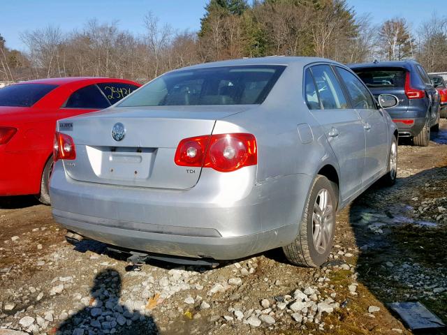 3VWRT71K56M014244 - 2006 VOLKSWAGEN JETTA TDI GRAY photo 4