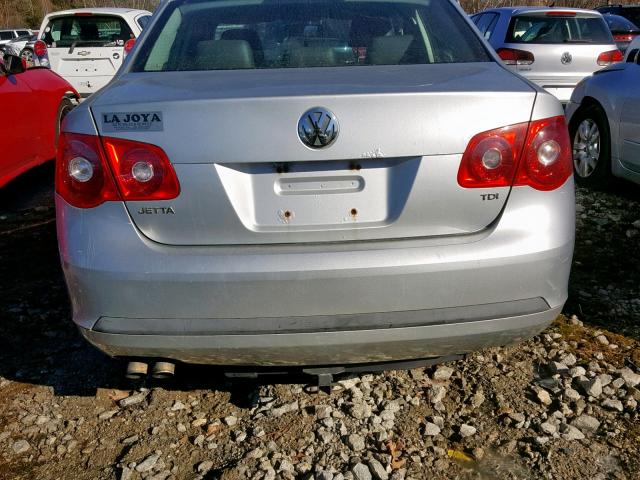 3VWRT71K56M014244 - 2006 VOLKSWAGEN JETTA TDI GRAY photo 9