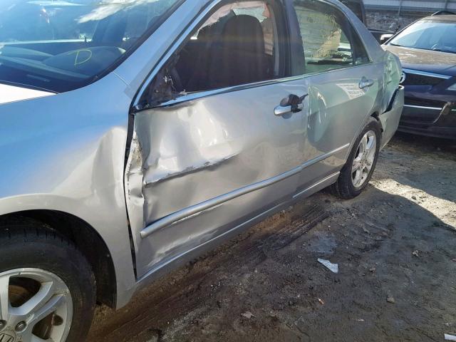 1HGCM56767A058252 - 2007 HONDA ACCORD EX SILVER photo 9