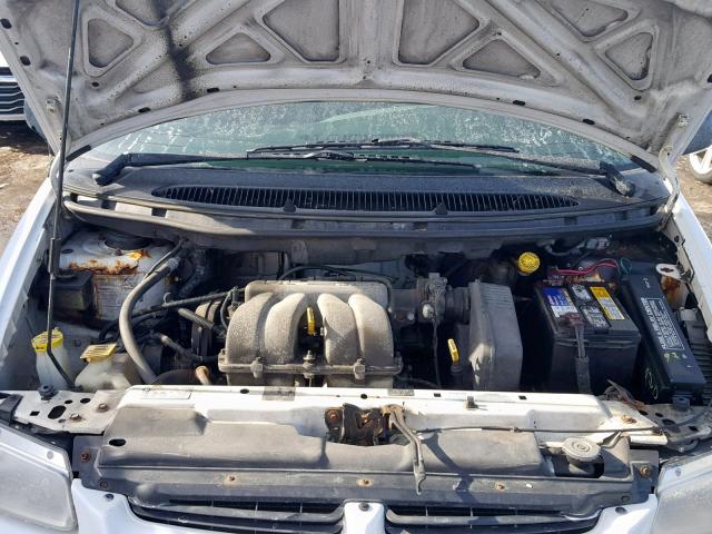 2B4FP25B4WR811209 - 1998 DODGE CARAVAN WHITE photo 7