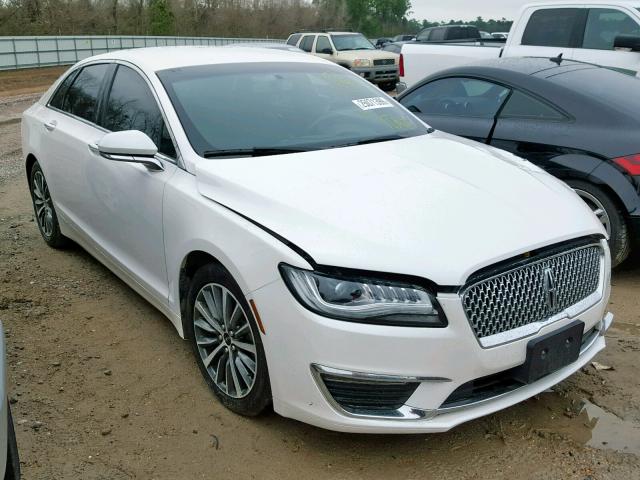 3LN6L5A91JR604715 - 2018 LINCOLN MKZ PREMIE WHITE photo 1