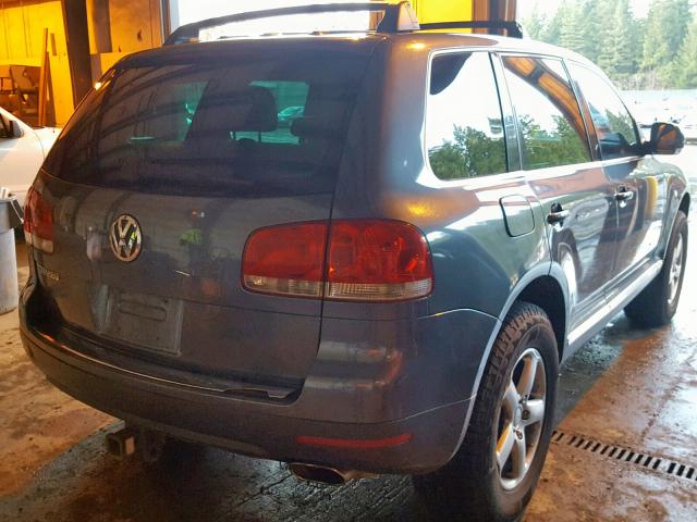 WVGEM67LX4D009571 - 2004 VOLKSWAGEN TOUAREG 4. GRAY photo 4