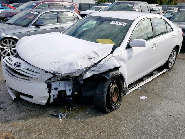 JTNBE46K073080611 - 2007 TOYOTA CAMRY NEW WHITE photo 2