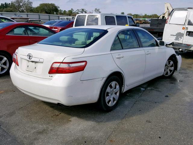 JTNBE46K073080611 - 2007 TOYOTA CAMRY NEW WHITE photo 4