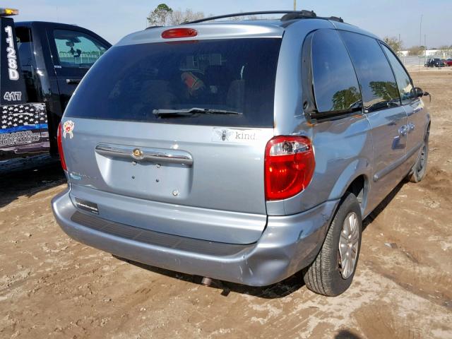 1A4GP45R56B746119 - 2006 CHRYSLER TOWN & COU BLUE photo 4