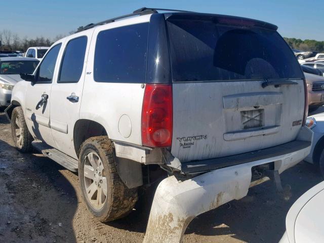 1GKFK13067R194405 - 2007 GMC YUKON WHITE photo 3