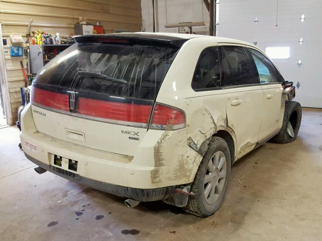 2LMDU88C87BJ10712 - 2007 LINCOLN MKX CREAM photo 4