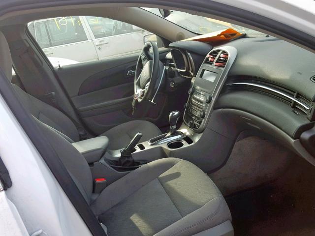 1G11A5SL2FU134427 - 2015 CHEVROLET MALIBU LS WHITE photo 5