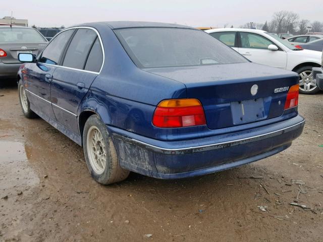 WBADM6341YGV03995 - 2000 BMW 528 I AUTO BLUE photo 3